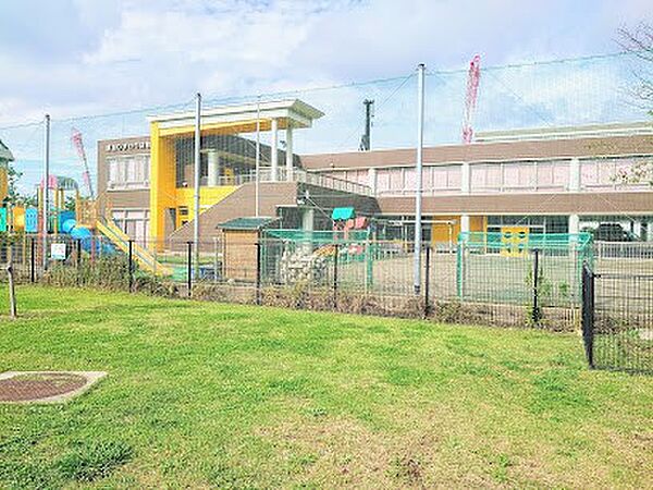 幼稚園・保育園 200m 草加ひまわり幼稚園