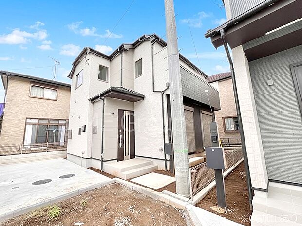 洗練された外観、上質な住空間が広がる室内は永く安心して過ごせる住居です。