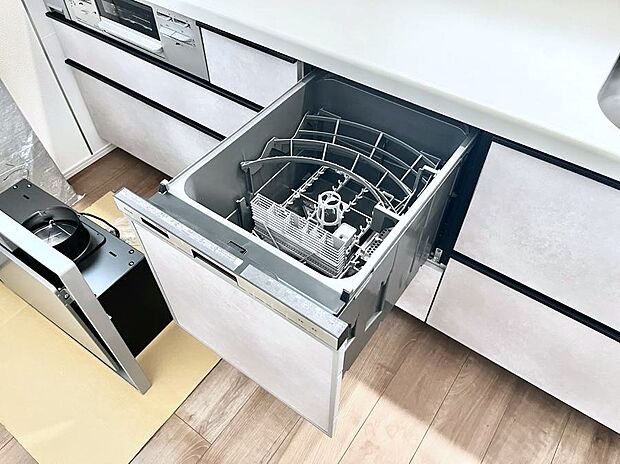面倒なお片づけは食洗機にお任せ!家事の負担が減って、時間にも気持ちにもゆとりができます。