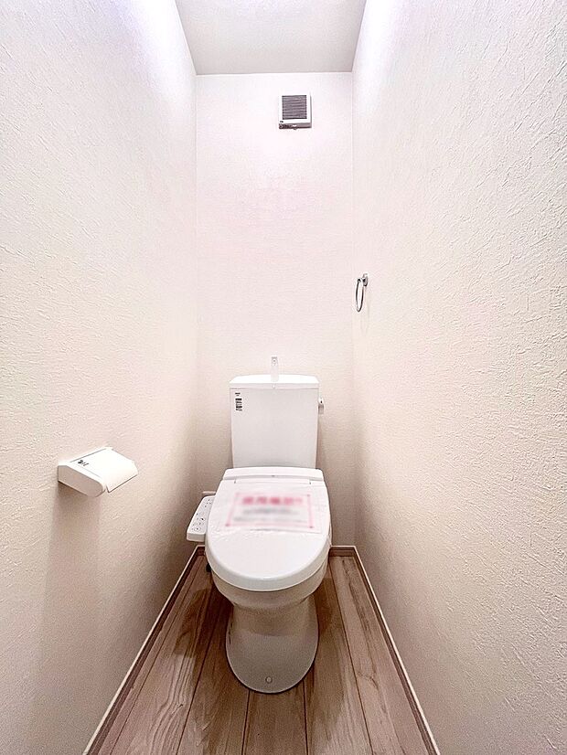 トイレは1階と2階それぞれに配置されていてとても便利です。