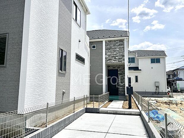 洗練された外観、上質な住空間が広がる室内は永く安心して過ごせる住居です。