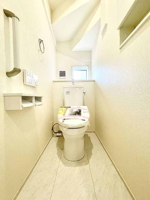 トイレは1階と2階それぞれに配置されていてとても便利です。
