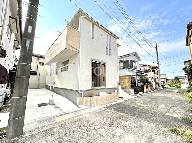 前面道路はきちんと整備されています