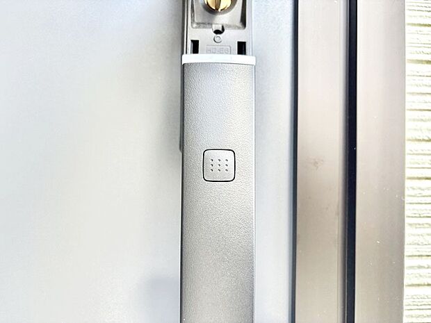 スマートに開錠できる電子キー