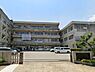 周辺：中学校 820m 松戸市立六実中学校
