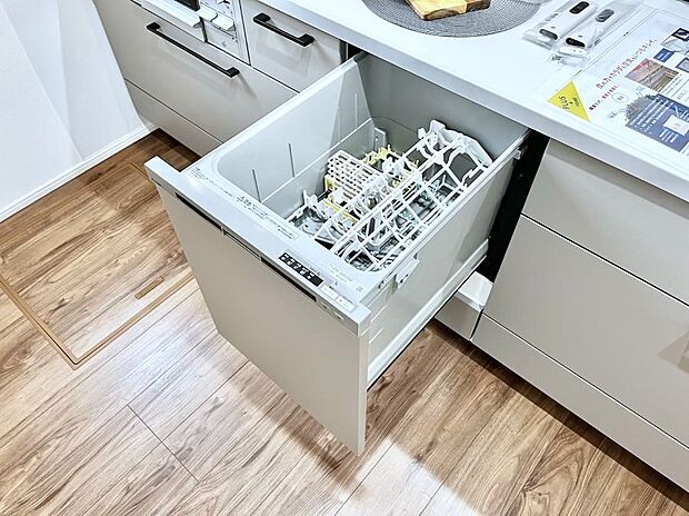 面倒なお片づけは食洗機にお任せ!家事の負担が減って、時間にも気持ちにもゆとりができます。