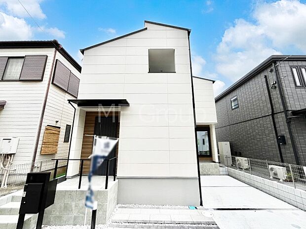 たっぷりの陽光と心地よい風が舞い込む住まい