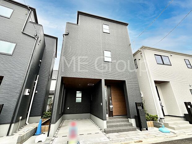 たっぷりの陽光と心地よい風が舞い込む住まい