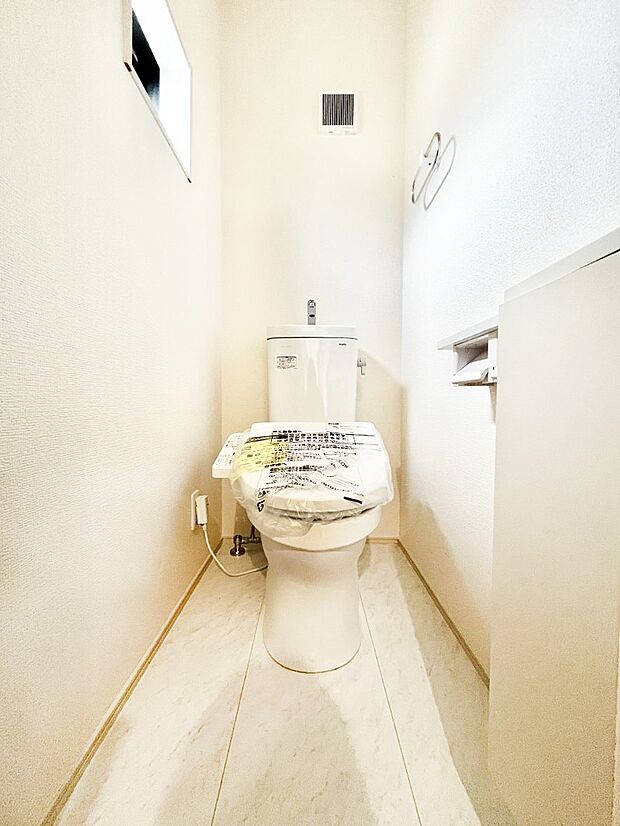 トイレは1階と2階それぞれに配置されていてとても便利です。