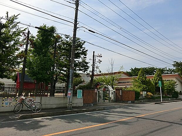幼稚園・保育園 240m ゆたか幼稚園