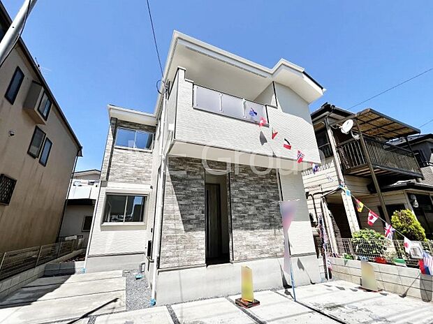 たっぷりの陽光と心地よい風が舞い込む住まい