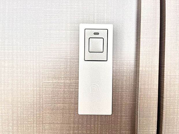 スマートに開錠できる電子キー