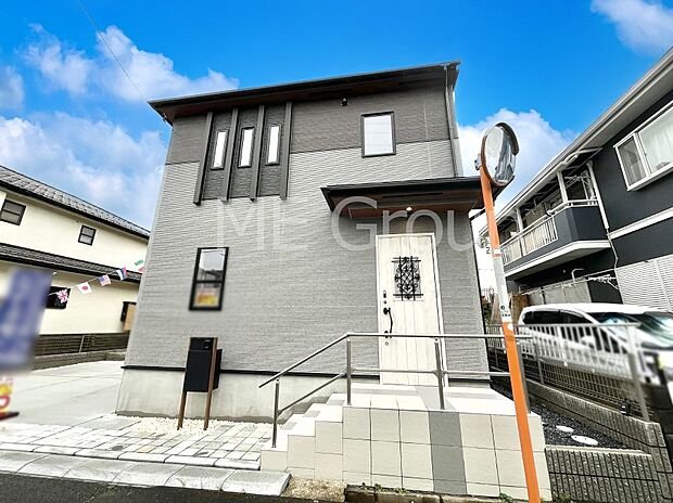 暮らしやすさと居心地の良さにこだわったシンプルで飽きのこないデザイン !