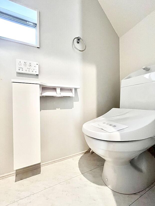 トイレは1階と2階それぞれに配置されていてとても便利です。