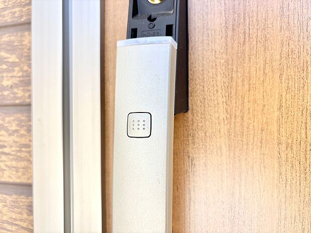スマートに開錠できる電子キー