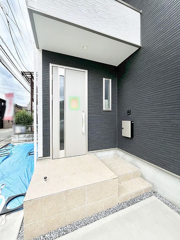 いつも気持ち良くご家族を迎えられる玄関