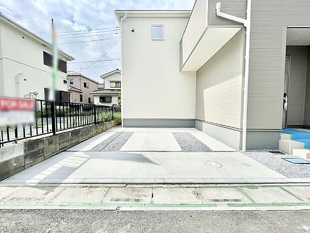 並列2台駐車可能なゆとりのカースペース