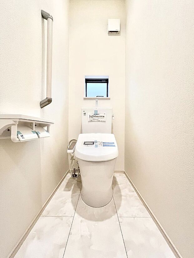 トイレは1階と2階それぞれに配置されていてとても便利です。 