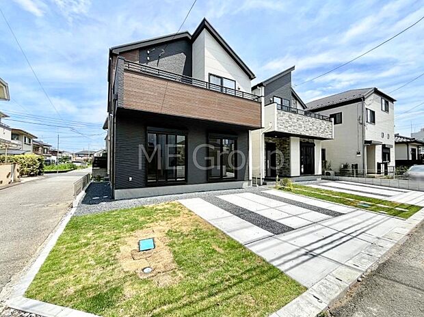 たっぷりの陽光と心地よい風が舞い込む住まい