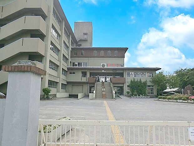 中学校 750m 越谷市立大相模中学校