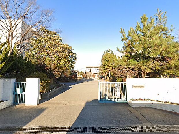中学校 1170m 春日部市立豊野中学校