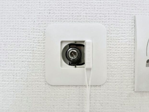 洗面所にガスコンセントを設置！ガス式の衣類乾燥機が使用できますね