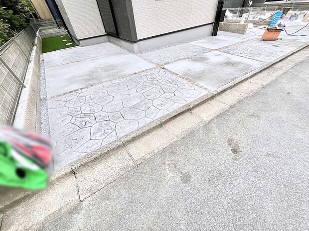 生活に欠かせない駐車スペース。