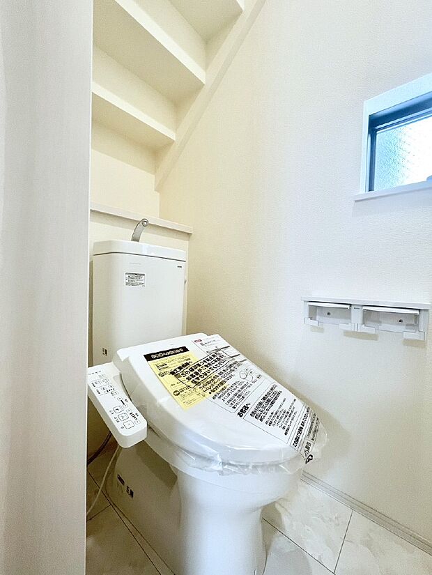 トイレは安心の2箇所!朝のバタバタも一安心です。