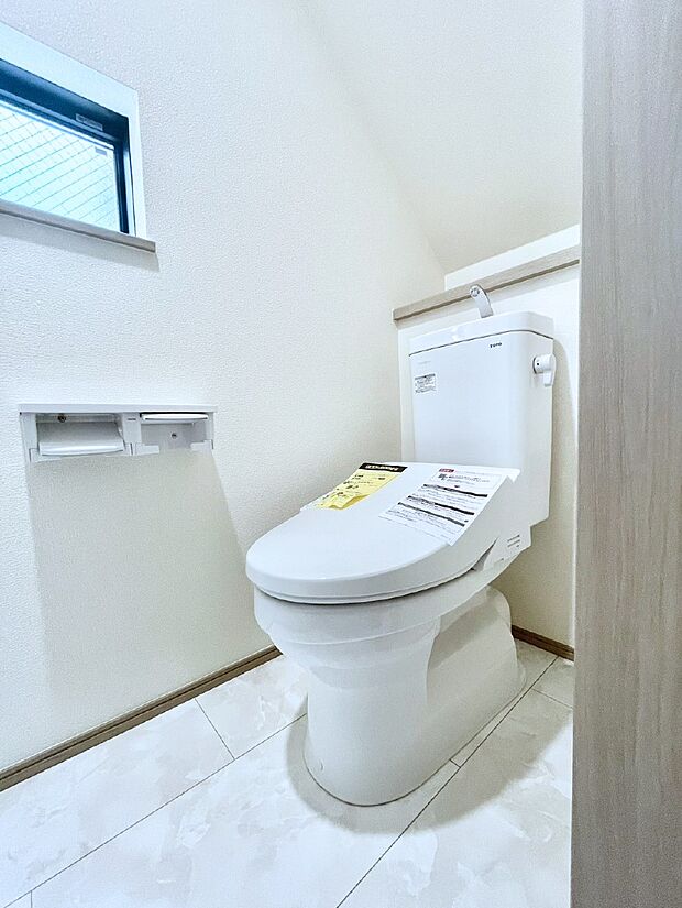 トイレは1階と2階それぞれに配置されていてとても便利です。
