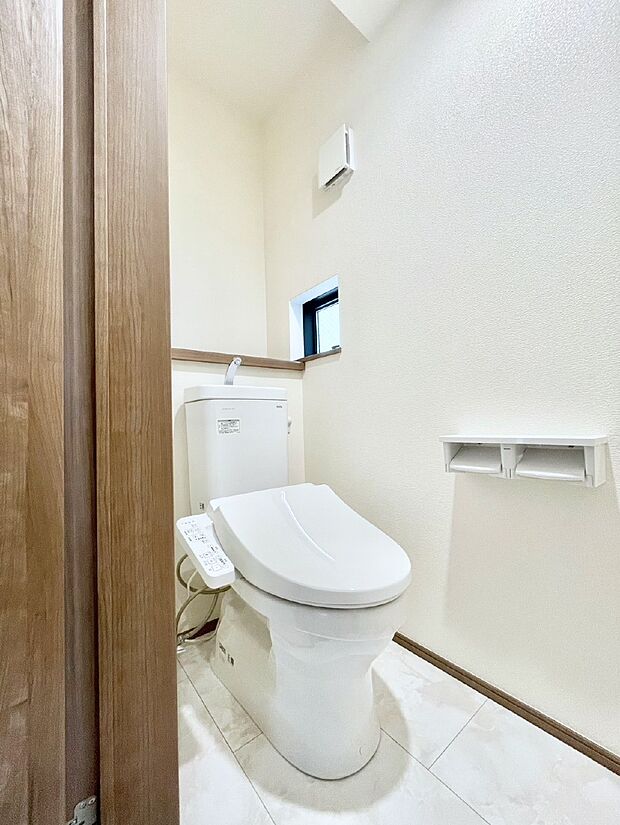 トイレは1階と2階それぞれに配置されていてとても便利です。
