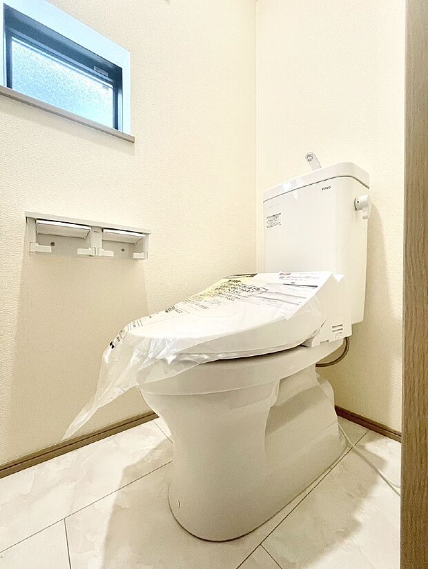 トイレは安心の2箇所!朝のバタバタも一安心です。