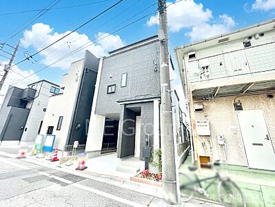 外観:暮らしやすさと居心地の良さにこだわったシンプルで飽きのこないデザイン ! 外観:暮らしやすさと居心地の良さにこだわったシンプルで飽きのこないデザイン !
