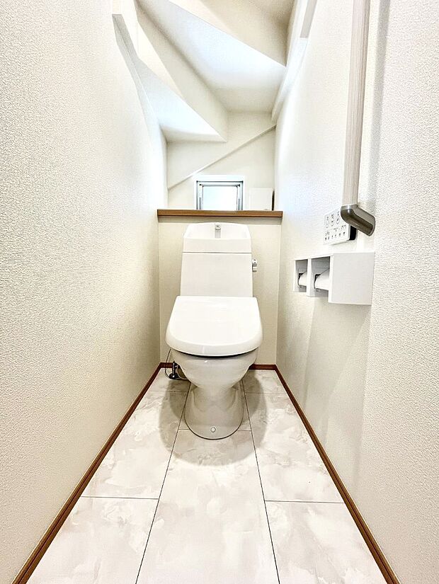 トイレは1階と2階それぞれに配置されていてとても便利です。
