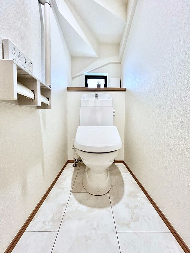 トイレは温水洗浄機能付き