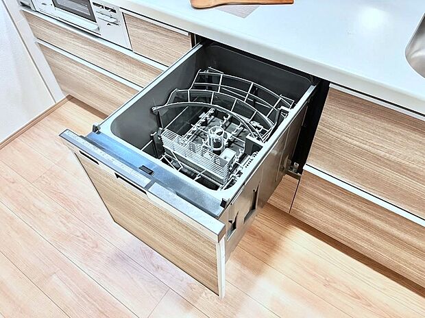 面倒なお片づけは食洗機にお任せ!家事の負担が減って、時間にも気持ちにもゆとりができます。