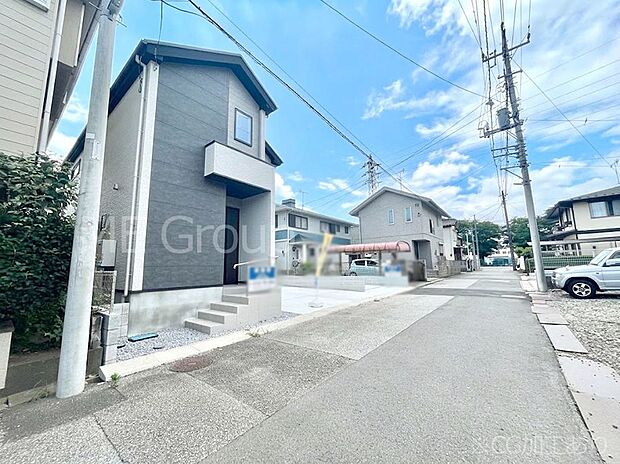 前面道路はきちんと整備されています