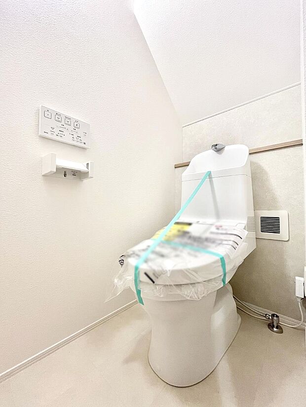 トイレは安心の2箇所!朝のバタバタも一安心です。