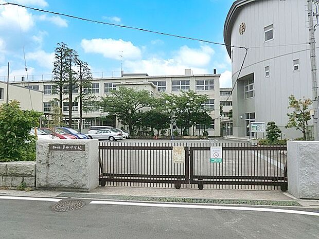 中学校 870m 草加市立草加中学校