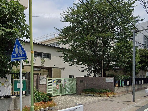 小学校 150m 川口市立上青木南小学校