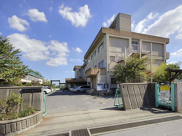 中学校 1200m 三郷市立南中学校