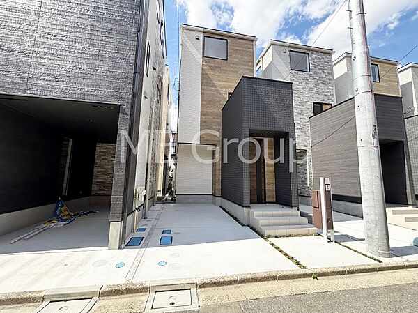 溢れる陽光でご家族の笑顔も輝く