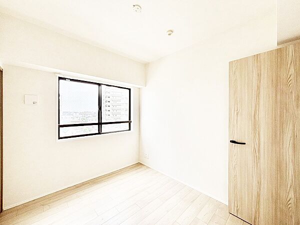 爽やかな日差しがお部屋全体を優しく包み込んでくれます