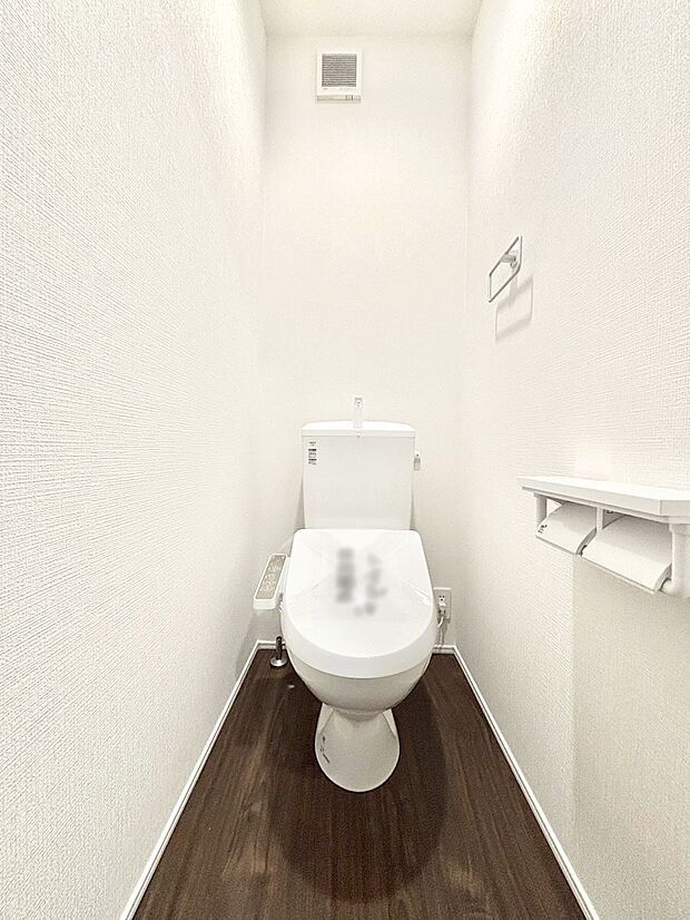 トイレは1階と2階それぞれに配置されていてとても便利です。 