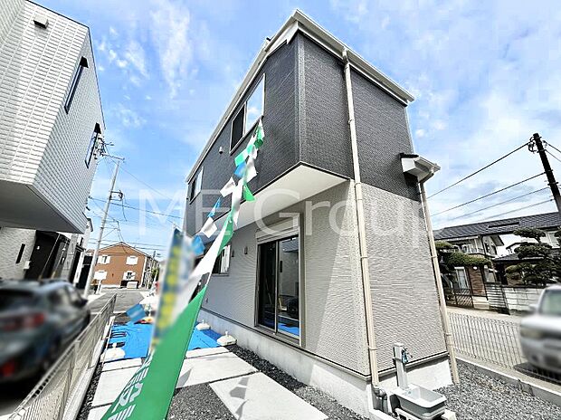 たっぷりの陽光と開放感に包まれる明るい住まい