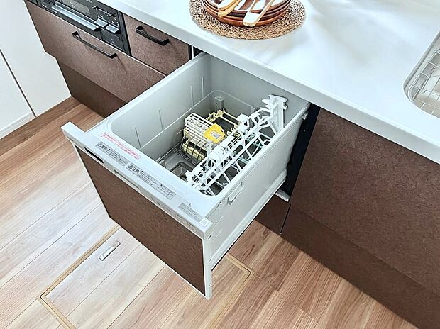 面倒なお片づけは食洗機にお任せ!家事の負担が減って、時間にも気持ちにもゆとりができます。