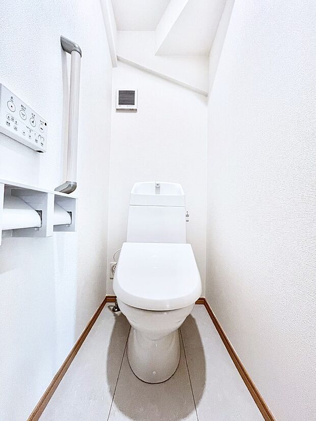 ウォシュレット付きトイレが1階と2階それぞれに配置されていてとても便利です。