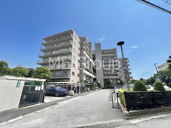 溢れる陽光でご家族の笑顔も輝く