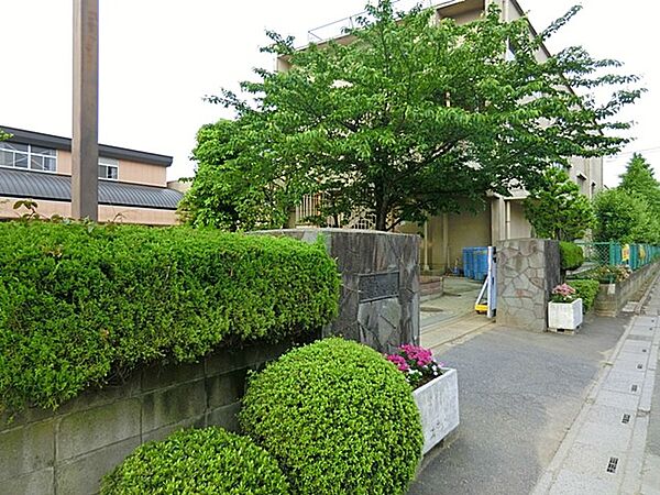 小学校 600m 越谷市立南越谷小学校