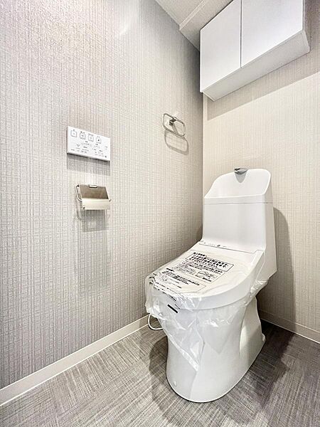 トイレは温水洗浄機能付き