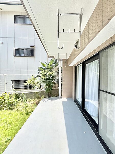 心地よい風を感じながらお洗濯物が干せそうです　